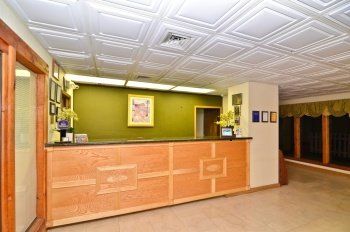 Hotel Deluxe