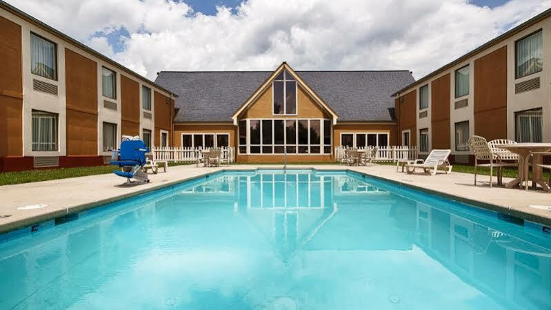 Deluxe Hotel 3*